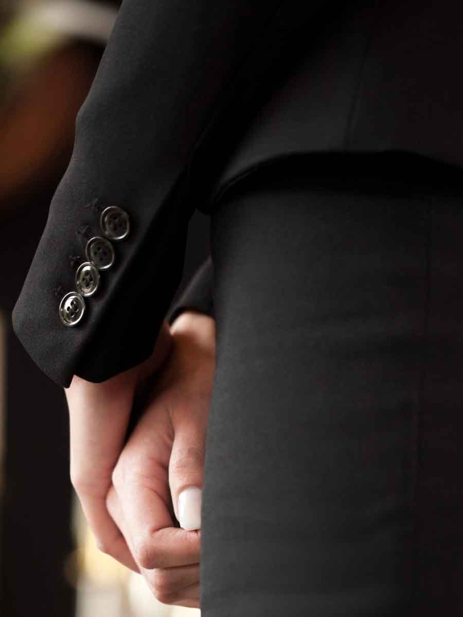 woman funeral 1 scaled 1